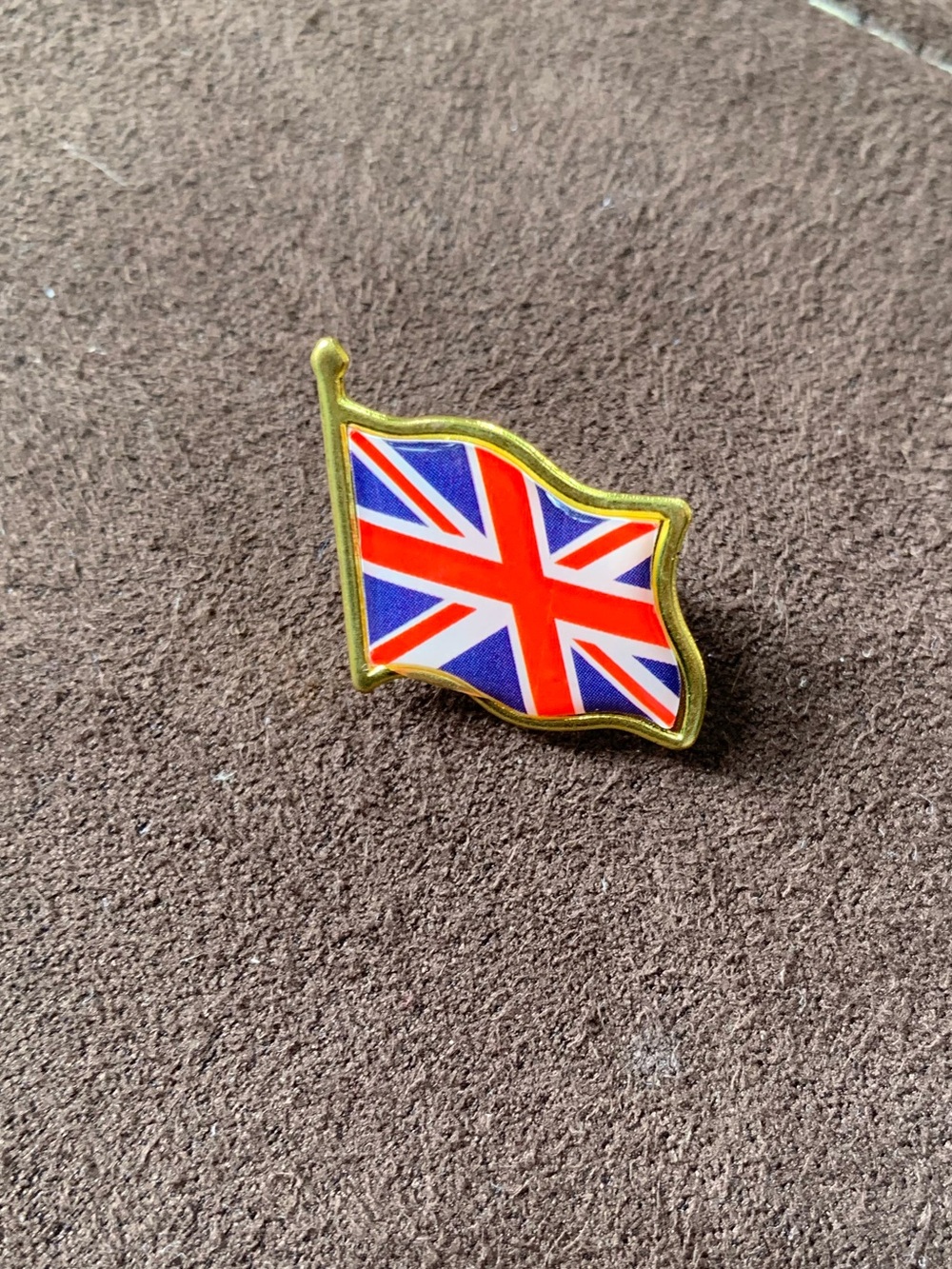 Union Jack Flag Lapel Pin - Red, Blue, White